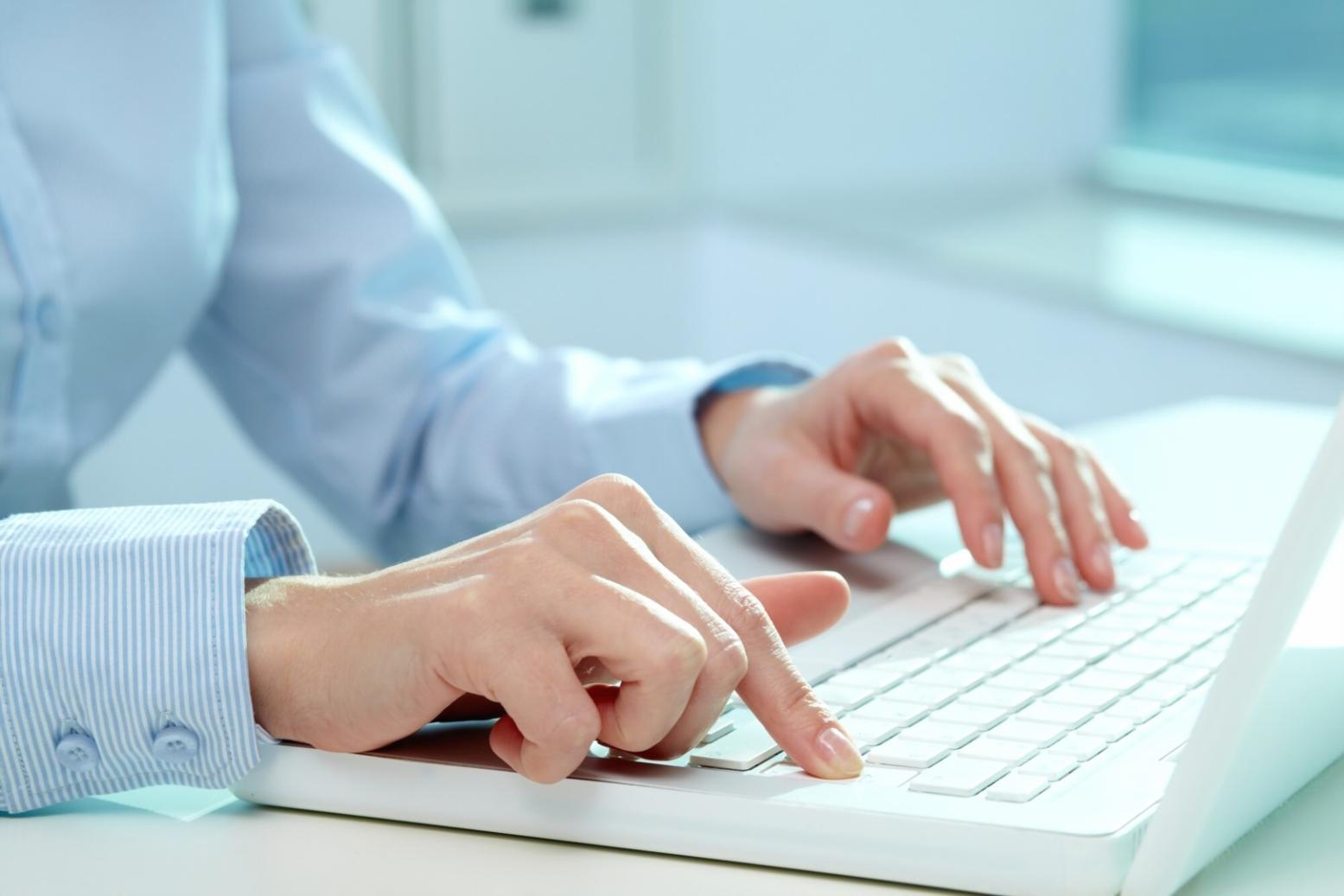 Suivi régulier et ajustement des stratégies financières